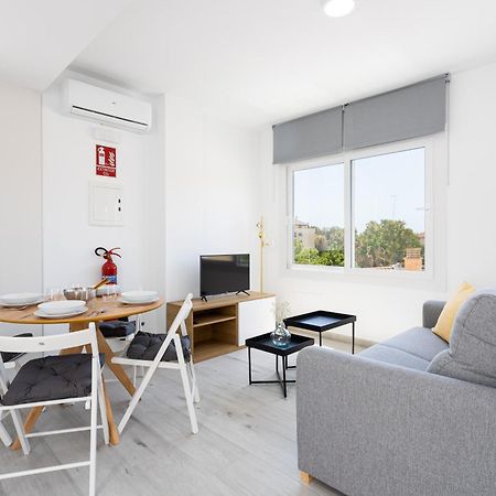 Apartamentos La Pelusa مالقة الغرفة الصورة