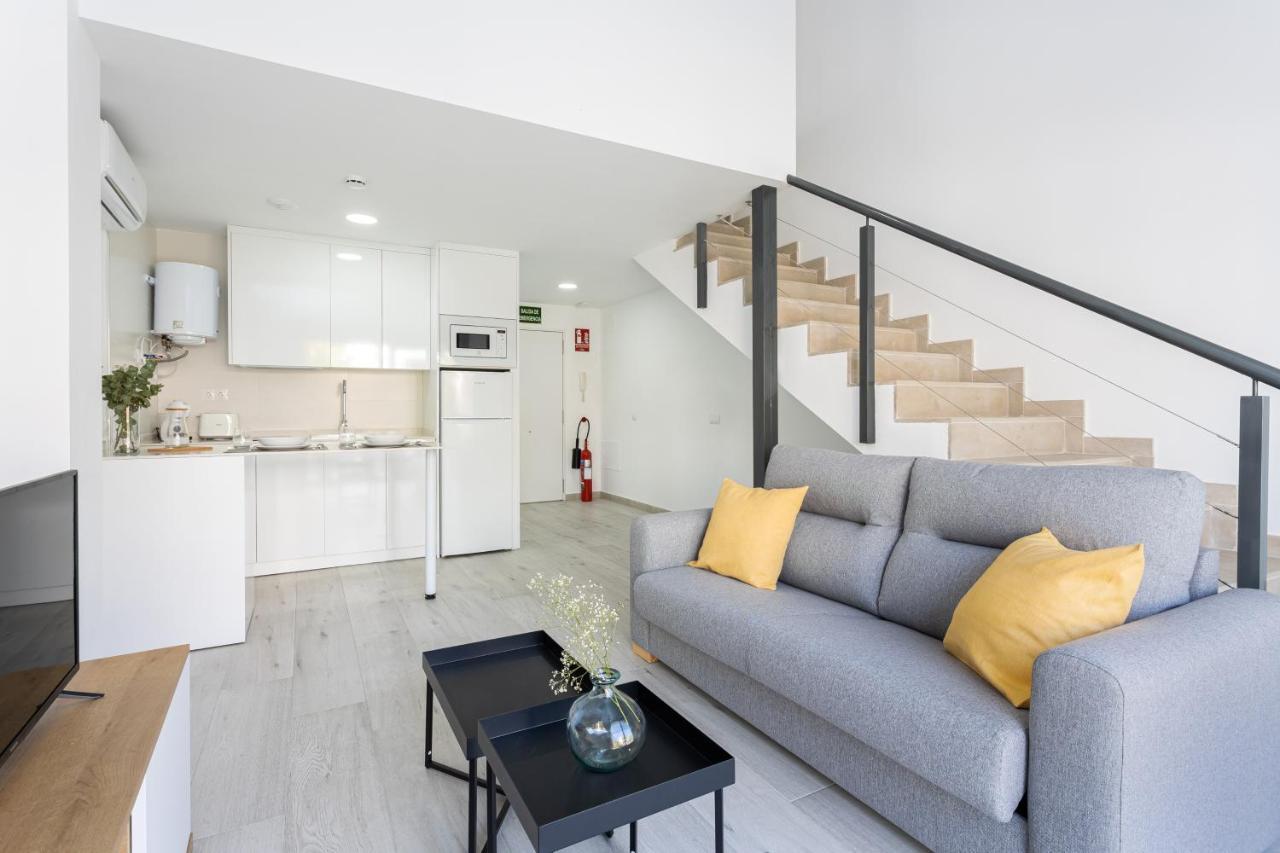 Apartamentos La Pelusa مالقة الغرفة الصورة