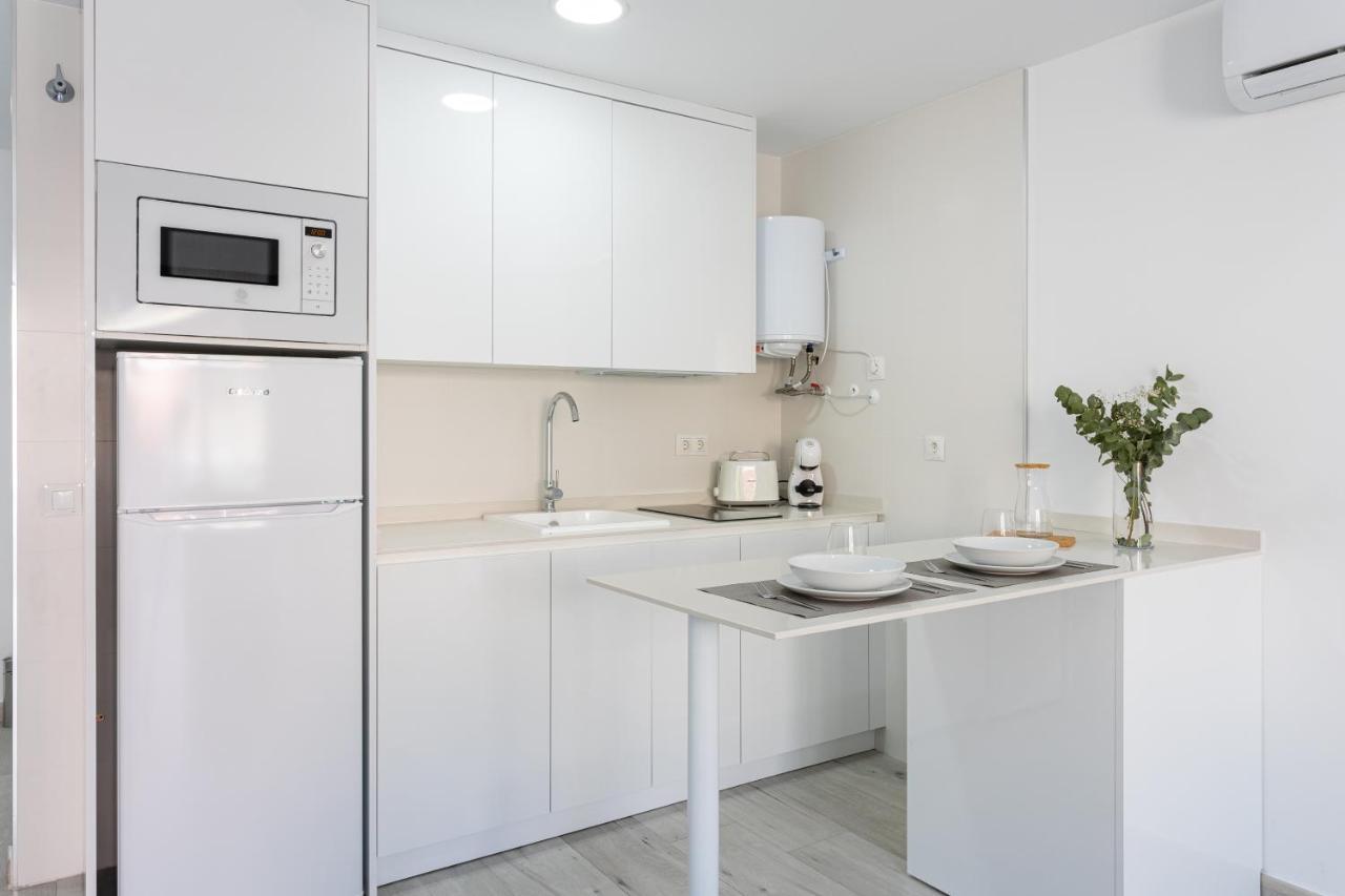 Apartamentos La Pelusa مالقة المظهر الخارجي الصورة