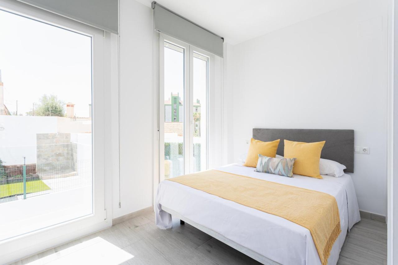 Apartamentos La Pelusa مالقة المظهر الخارجي الصورة