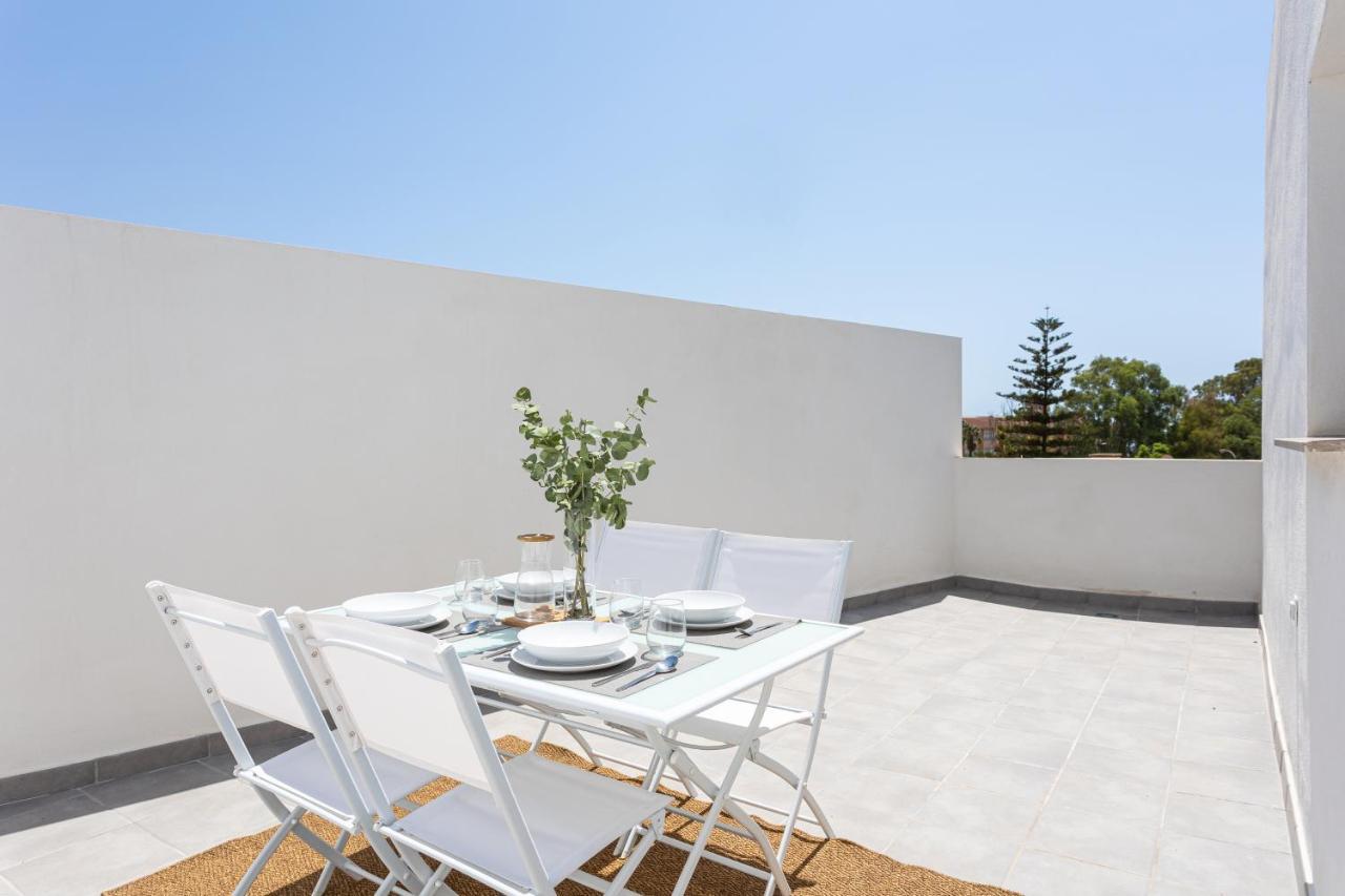 Apartamentos La Pelusa مالقة المظهر الخارجي الصورة