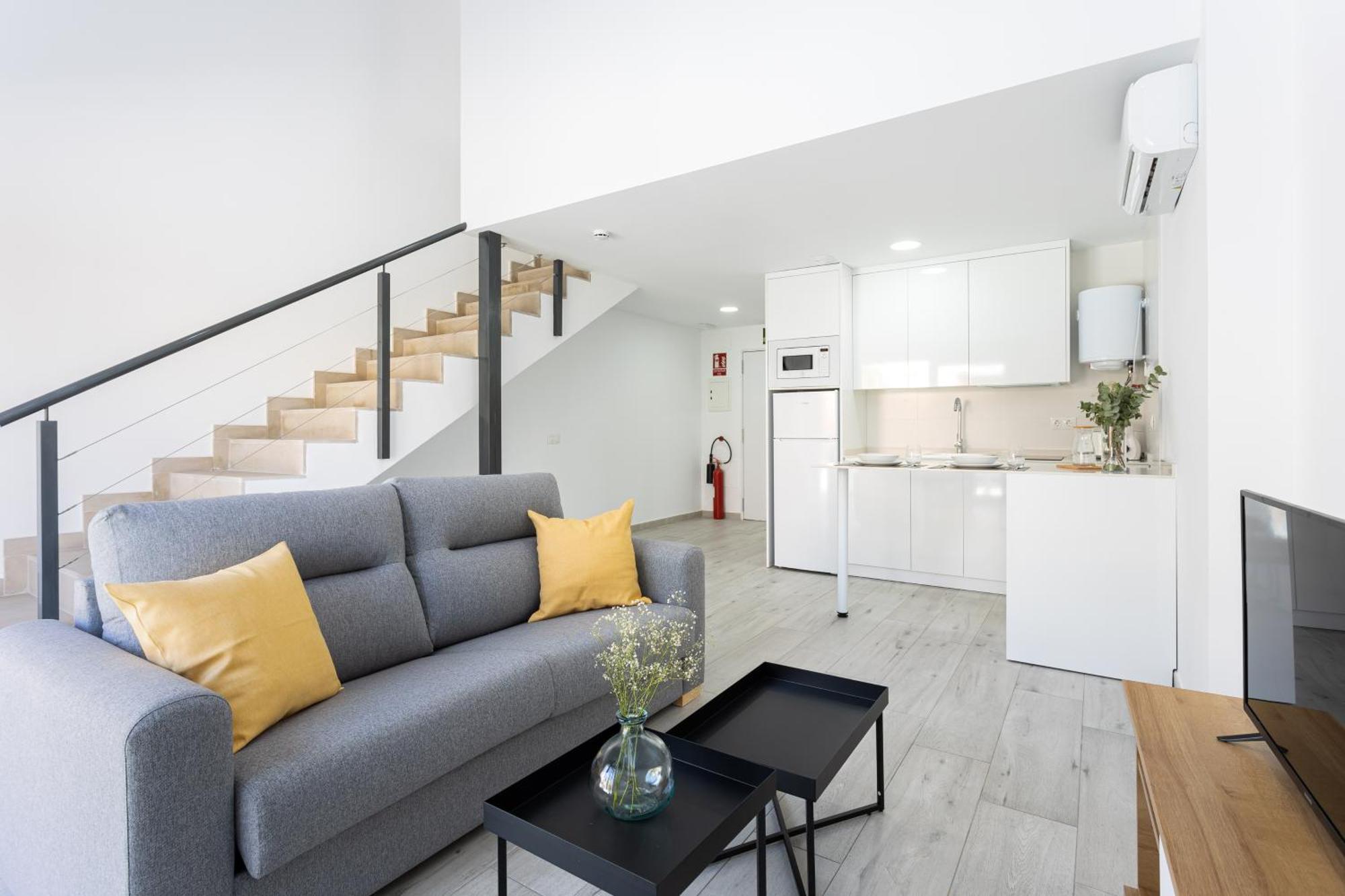 Apartamentos La Pelusa مالقة المظهر الخارجي الصورة
